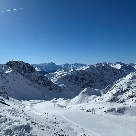 2.5 Zimmer Davos Platz Apartment